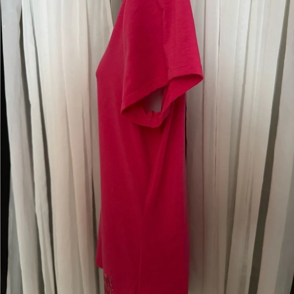 The North Face Pink relaxed v-neck short sleeve t-shirt - Picture 5 of 7